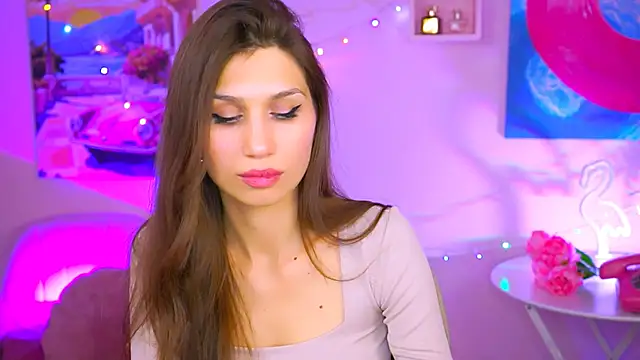 Snapshot of MollyPerry chatting on 12-18-24, 10:13 MollyPerry online show from 12-18-24, 10:13