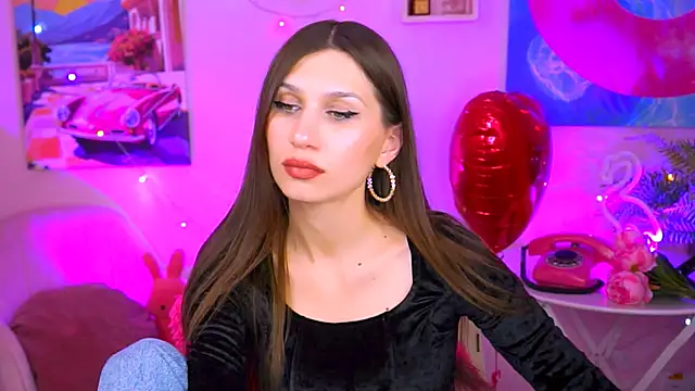 Snapshot of MollyPerry chatting on 02-20-25, 01:25 MollyPerry online show from 02-20-25, 01:25