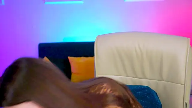 Snapshot of MollyPerry chatting on 03-09-25, 07:15 MollyPerry online show from 03-09-25, 07:15