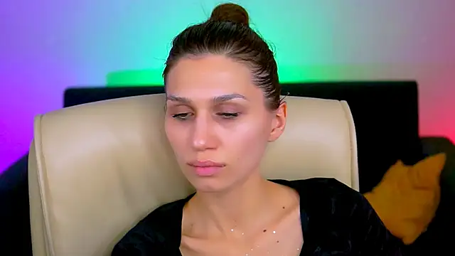 Snapshot of MollyPerry chatting on 03-19-25, 10:09 MollyPerry online show from 03-19-25, 10:09