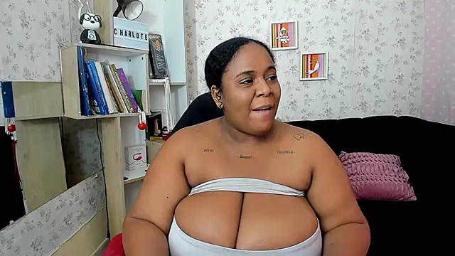 Snapshot of bbw_charlote chatting on 09-19-25, 12:28 bbw charlote online show from 09-19-25, 12:28