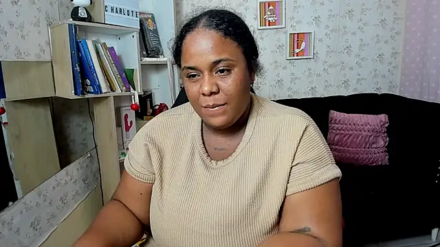 Snapshot of bbw_charlote chatting on 09-21-25, 11:23 bbw charlote online show from 09-21-25, 11:23