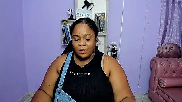 Snapshot of bbw_charlote chatting on 10-18-25, 12:17 bbw charlote online show from 10-18-25, 12:17
