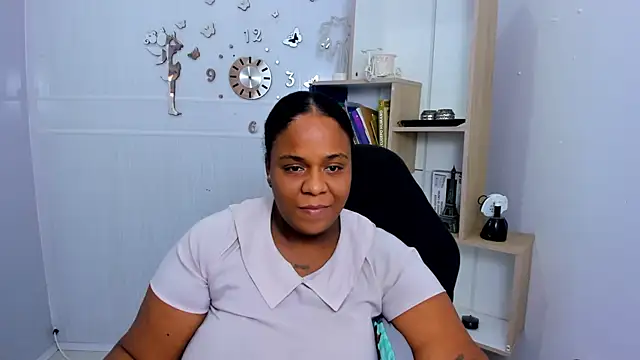 Snapshot of bbw_charlote chatting on 06-22-26, 12:24 bbw charlote online show from 06-22-26, 12:24