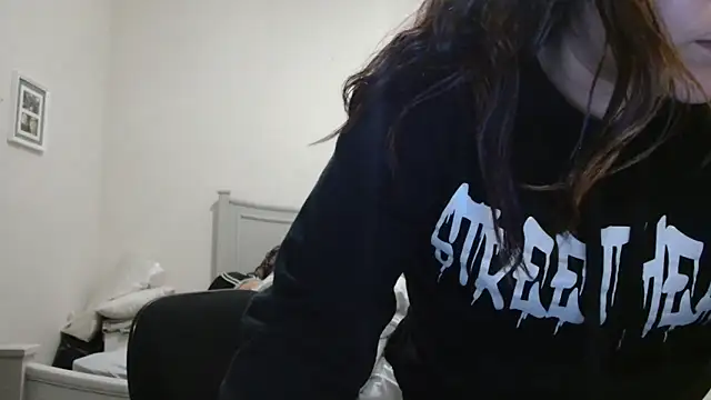 Crazyfunroom online show from 01-10-25, 05:37