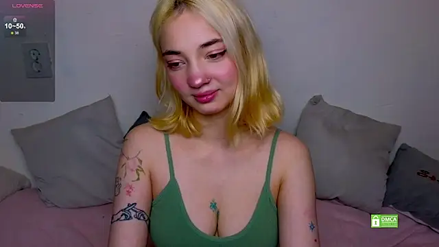 sandra belll online show from 09-29-25, 03:39