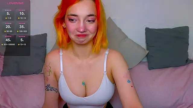 Snapshot of sandra_belll chatting on 02-18-26, 02:46 sandra belll online show from 02-18-26, 02:46