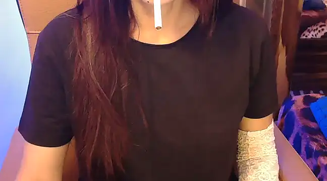 Snapshot of _Blue_Ruubyy_ chatting on 01-27-25, 04:01 Blue Ruubyy online show from 01-27-25, 04:01