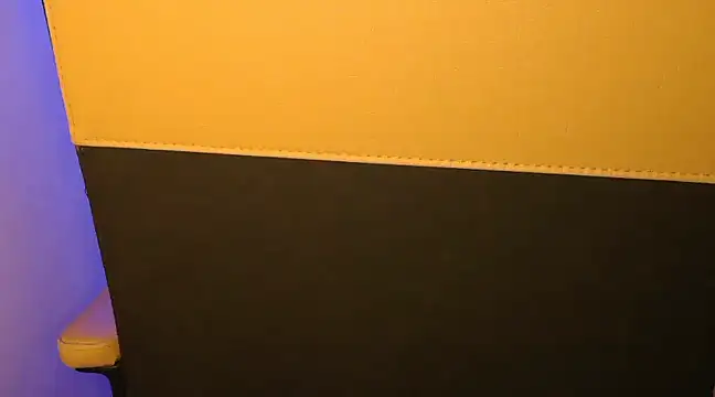 Snapshot of _Blue_Ruubyy_ chatting on 02-24-25, 03:31 Blue Ruubyy online show from 02-24-25, 03:31