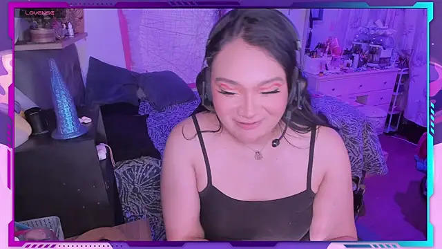 Snapshot of MegariaB chatting on 01-03-25, 04:44 MegariaB online show from 01-03-25, 04:44