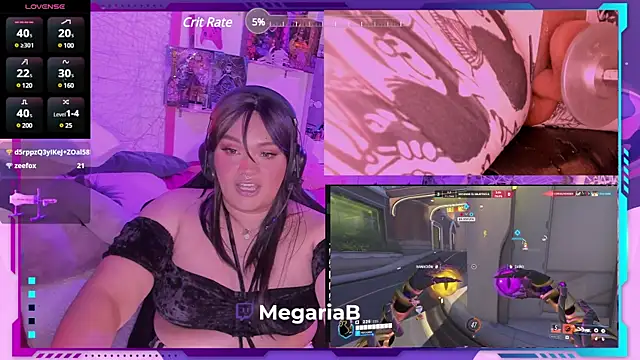 Snapshot of MegariaB chatting on 03-10-25, 07:42 MegariaB online show from 03-10-25, 07:42