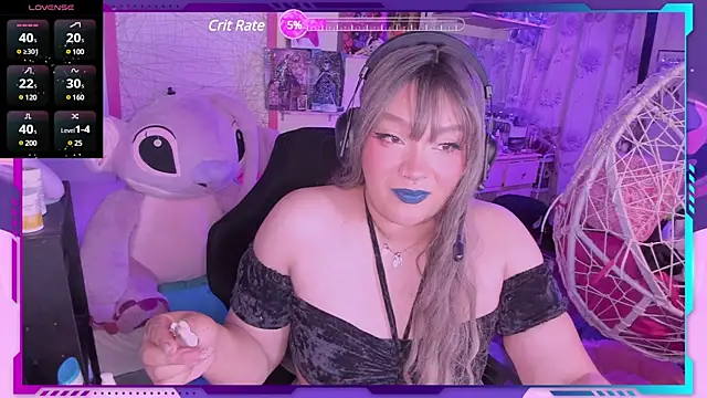 Snapshot of MegariaB chatting on 03-18-25, 04:58 MegariaB online show from 03-18-25, 04:58