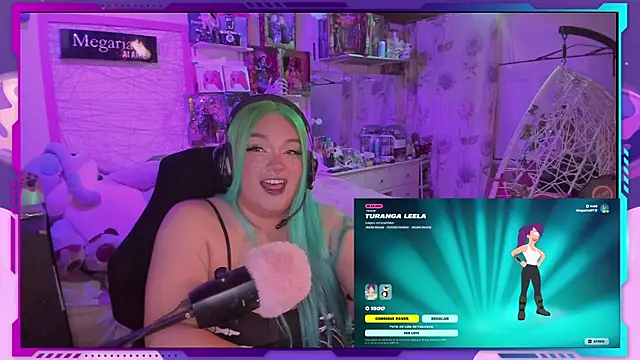 Snapshot of MegariaB chatting on 09-18-25, 03:41 MegariaB online show from 09-18-25, 03:41