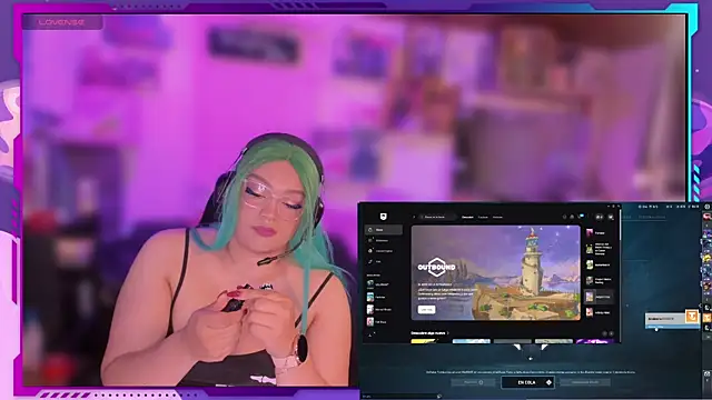 Snapshot of MegariaB chatting on 11-28-25, 04:26 MegariaB online show from 11-28-25, 04:26