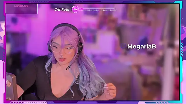 Snapshot of MegariaB chatting on 12-02-25, 04:07 MegariaB online show from 12-02-25, 04:07