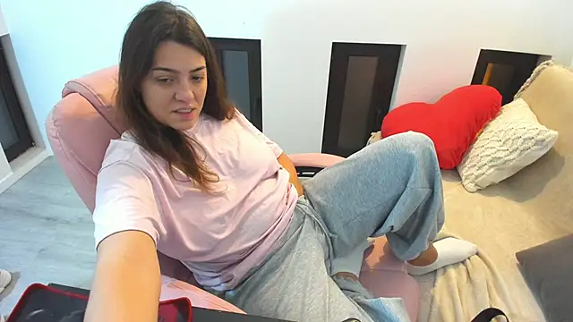 Dyana Kaylinn online show from 01-07-26, 04:48