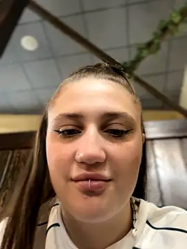 JessiMur online show from 09-18-25, 07:43