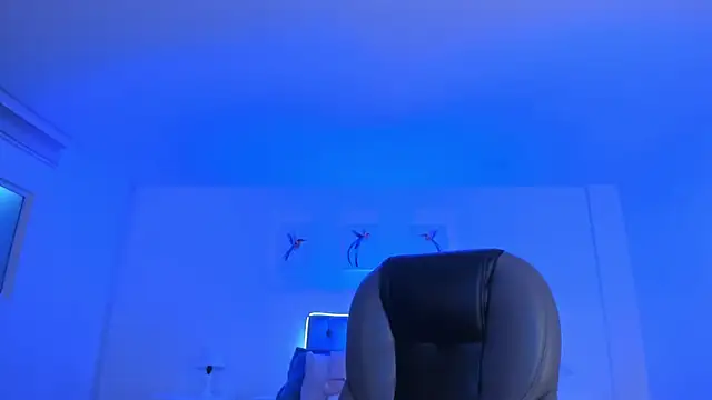  Natalie18 online show from 11-26-25, 03:07