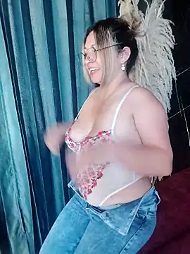 Devil Sara online show from 04-12-26, 04:01