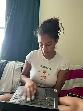 VanessaBling online show from 12-27-24, 03:59