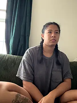 VanessaBling online show from 12-05-25, 03:41