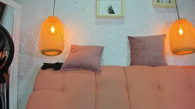 emiily s online show from 12-03-25, 12:03