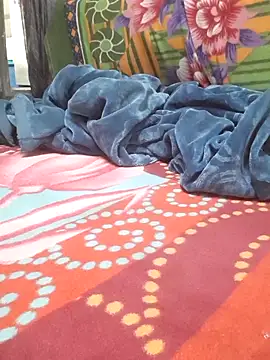 Snapshot of Burhade-- chatting on 04-16-26, 10:34 Burhade-- online show from 04-16-26, 10:34