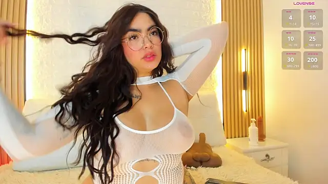 alyssa vargas online show from 06-07-26, 02:48