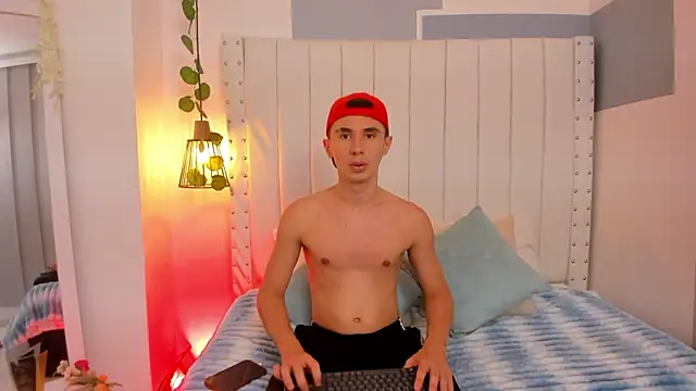 Jotastevensxx online show from 03-04-26, 07:53