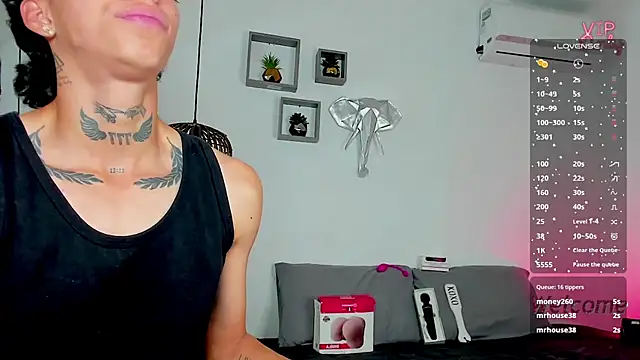 AmberAdams  online show from 01-31-26, 07:11