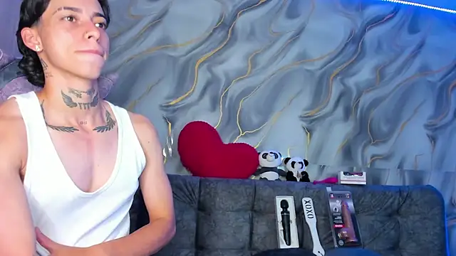 AmberAdams  online show from 04-17-26, 05:05