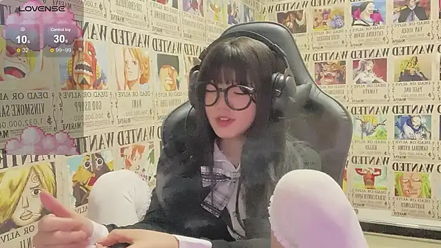 Snapshot of SNAKEgirlQAQ chatting on 12-07-24, 05:31 SNAKEgirlQAQ online show from 12-07-24, 05:31