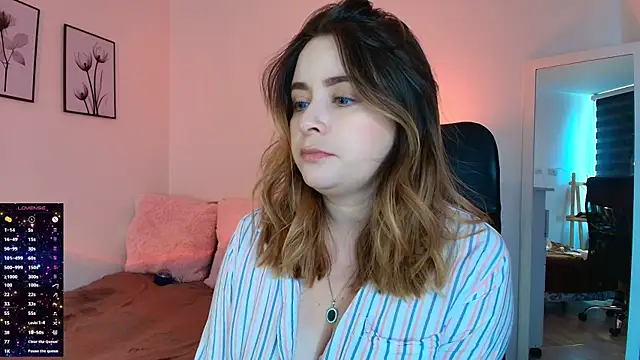 Snapshot of miss_seline chatting on 09-10-25, 05:02 miss seline online show from 09-10-25, 05:02