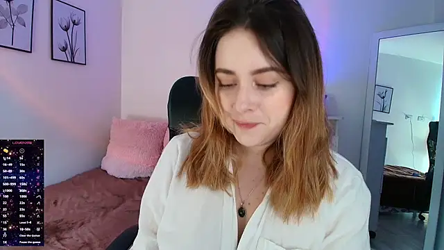 Snapshot of miss_seline chatting on 09-21-25, 03:02 miss seline online show from 09-21-25, 03:02