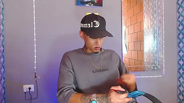 Liam lee online show from 06-22-26, 09:01