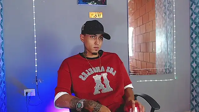 Liam lee online show from 07-09-26, 09:08
