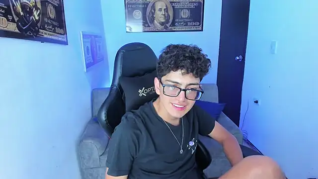 TylerWhite  online show from 03-08-25, 08:55