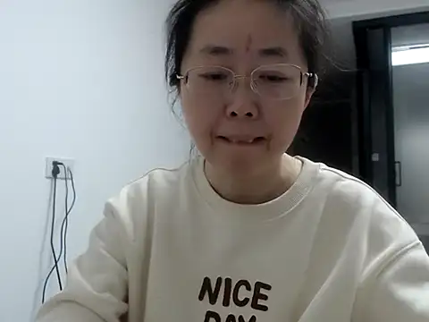 Snapshot of sonyx chatting on 03-09-25, 01:59 sonyx online show from 03-09-25, 01:59