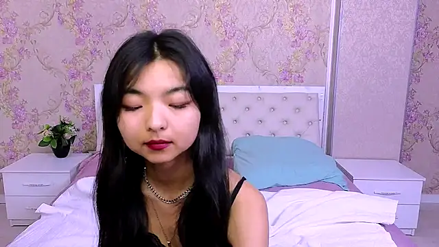 Shy Kira online show from 12-02-24, 03:36