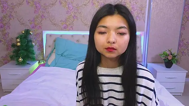 Shy Kira online show from 01-11-25, 01:01