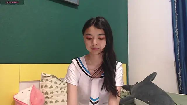 Shy Kira online show from 03-31-26, 10:37