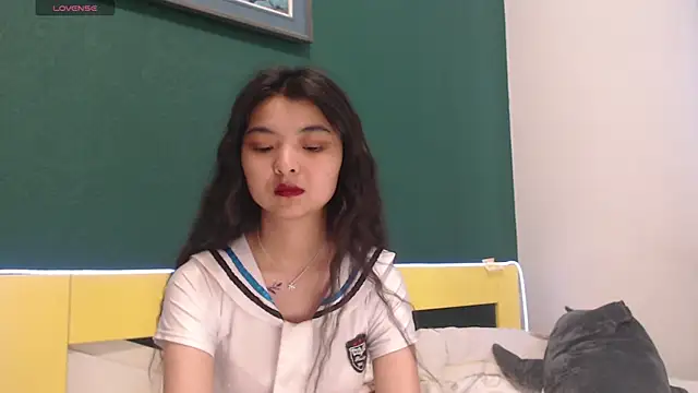 Shy Kira online show from 06-01-26, 08:49