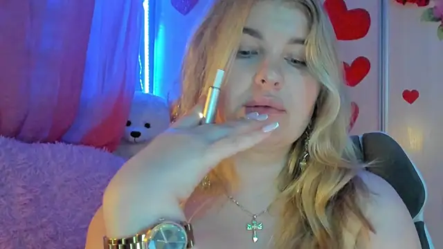 CoraSwon online show from 03-02-25, 03:24