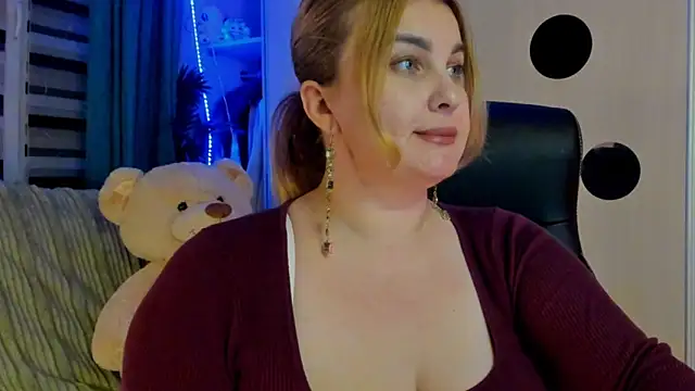 Snapshot of CoraSwon chatting on 03-26-26, 06:02 CoraSwon online show from 03-26-26, 06:02