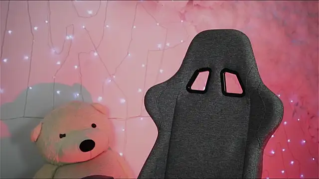 LanaBaker online show from 12-27-24, 06:24