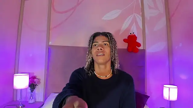 Maxim-Walker online show from 03-19-25, 03:09