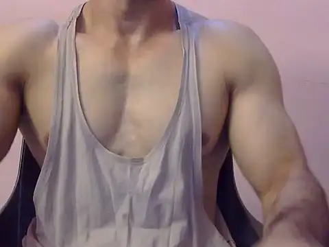 Snapshot of heman_2 chatting on 06-08-26, 10:37 heman 2 online show from 06-08-26, 10:37