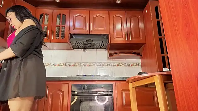 AmberNix online show from 04-01-26, 02:36