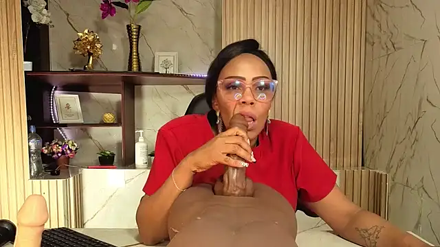 AmberNix online show from 04-15-26, 07:58