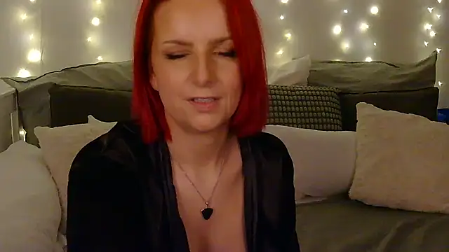 Snapshot of Off__Melonenmandy chatting on 01-12-25, 09:40 Off Melonenmandy online show from 01-12-25, 09:40